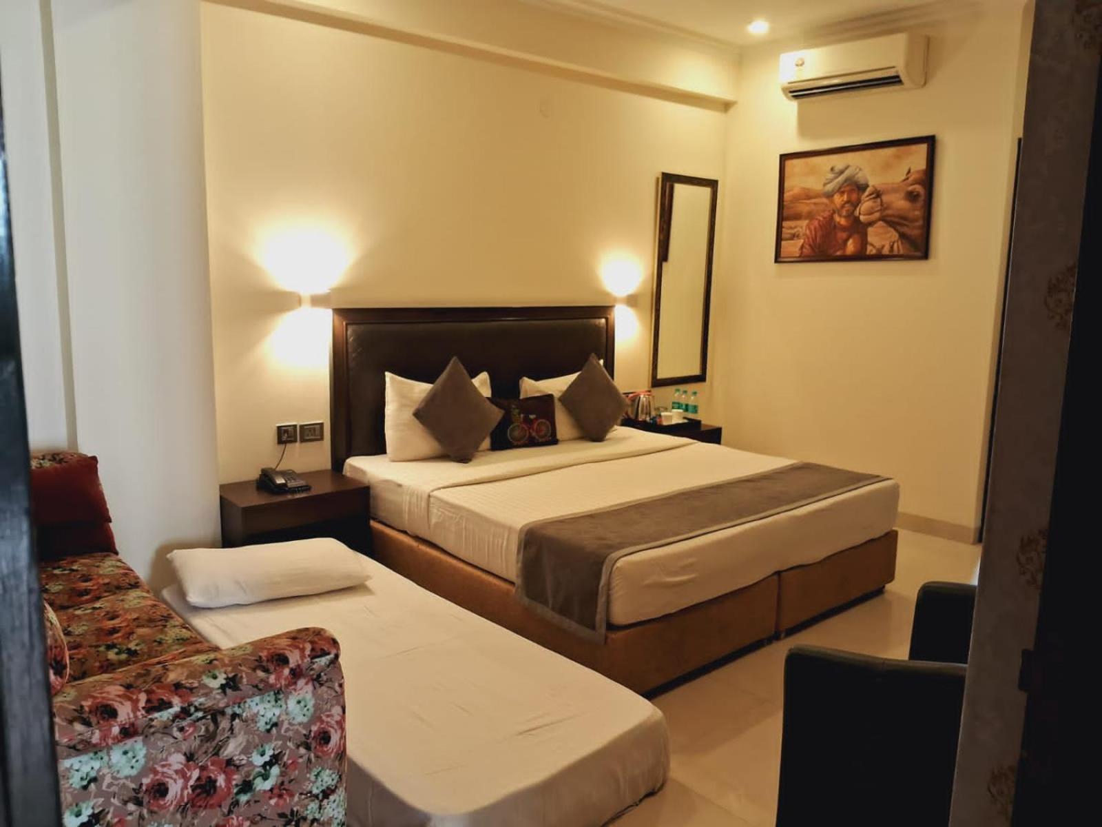 Anand Bhawan Hotel New Delhi Exterior foto